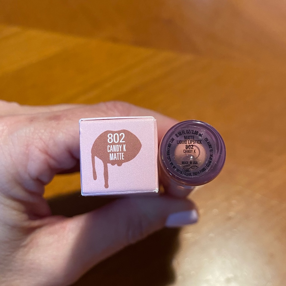 Kylie Jenner Matte Liquid Lipstick Candy K 👄 - Picture 8 of 17